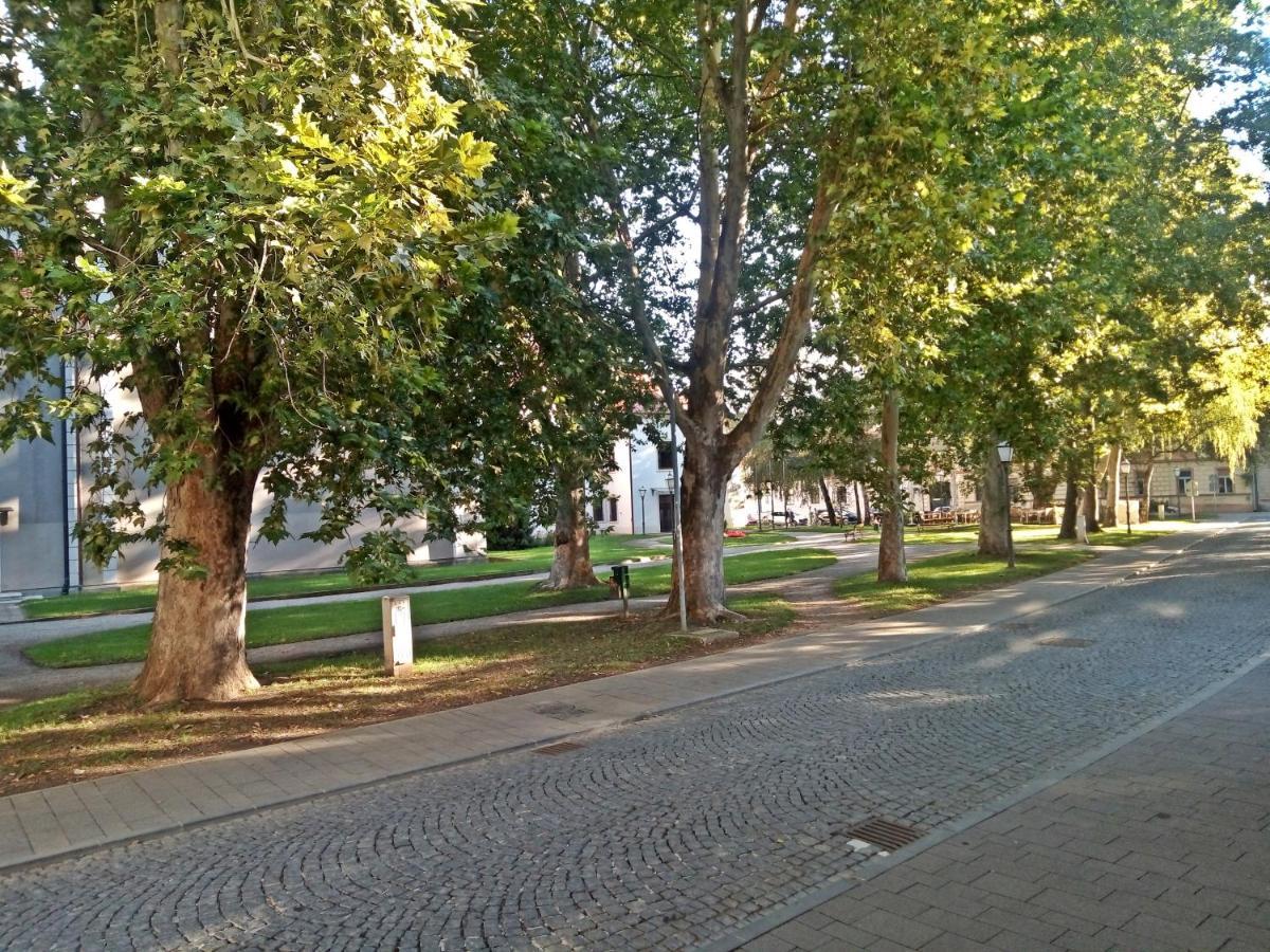 Park Boutique Hotel Varaždin Exterior foto